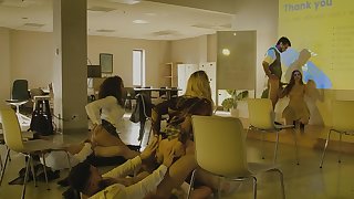 UPornia babe blowjob